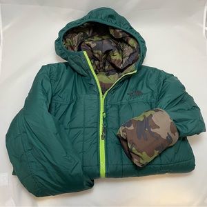 EUC Boys North Face Reversible Winter Jacket 14/16